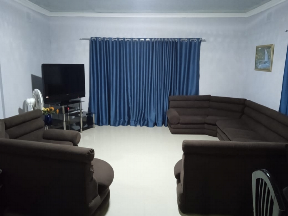 Capuchin Cove Chalets